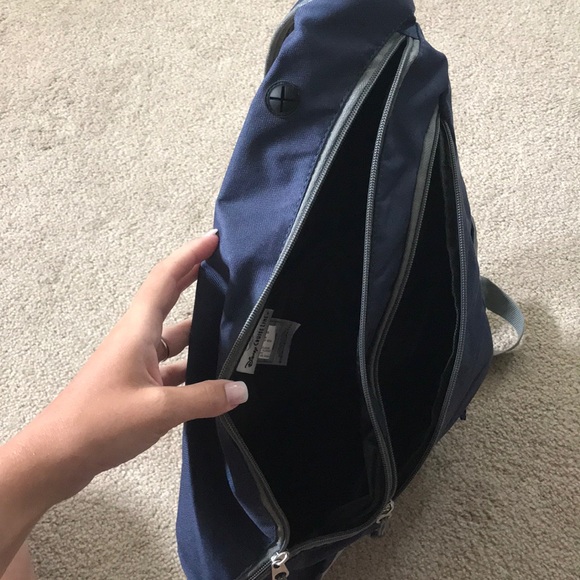 NWT Disney Cruise Line Castaway Member backpack - Picture 3 of 4